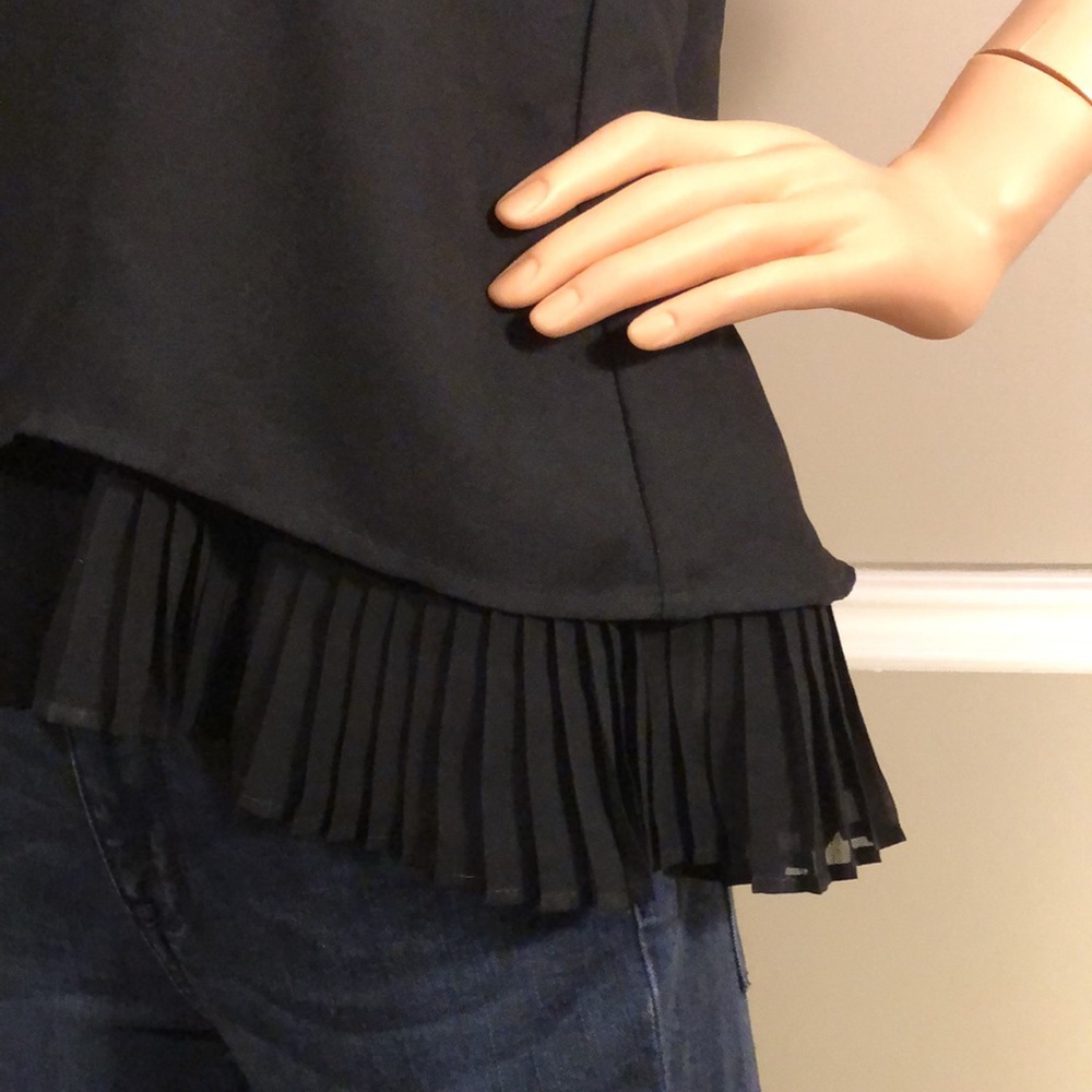 Abercrombie & Fitch-  Sleeveless Blouse - Picture 4 of 14